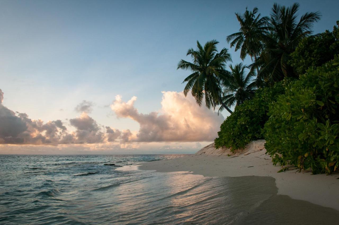 Brickwood Rasdhoo- Beach Front Екстер'єр фото
