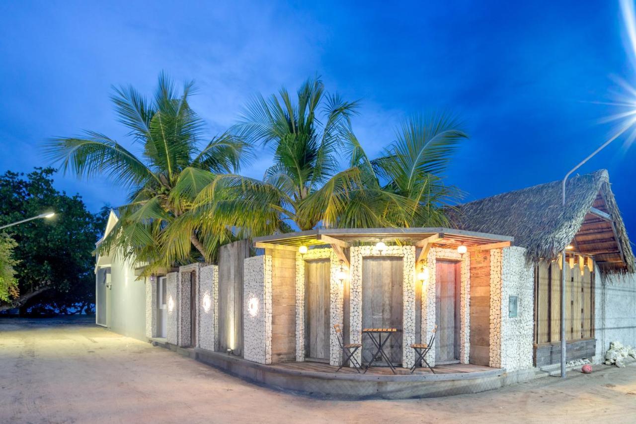 Brickwood Rasdhoo- Beach Front Екстер'єр фото